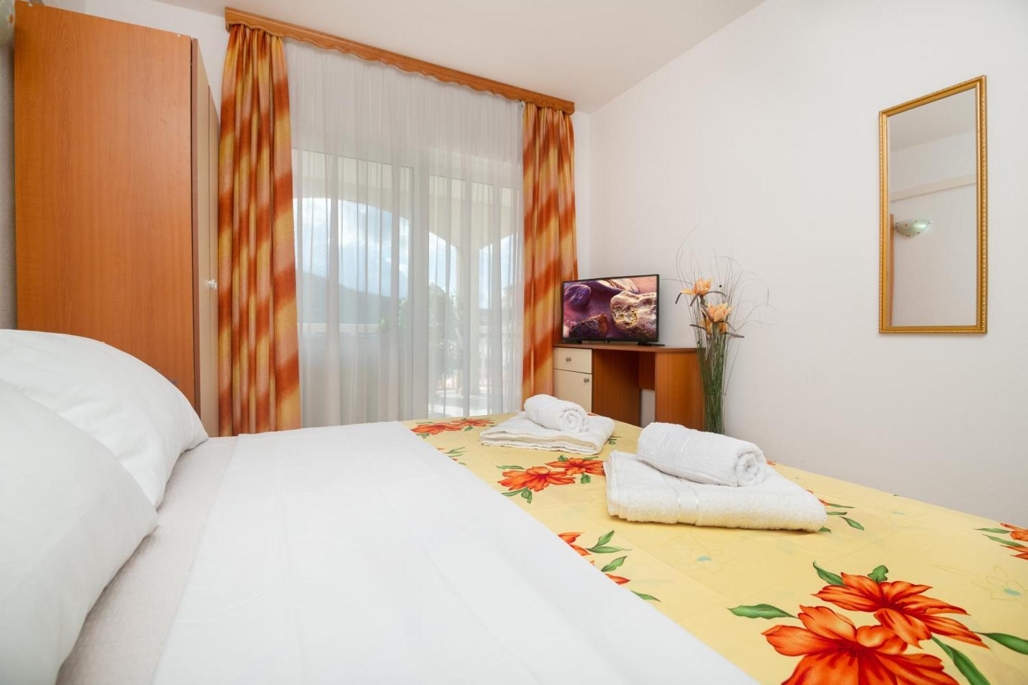 Apartments Matej Neum Room photo