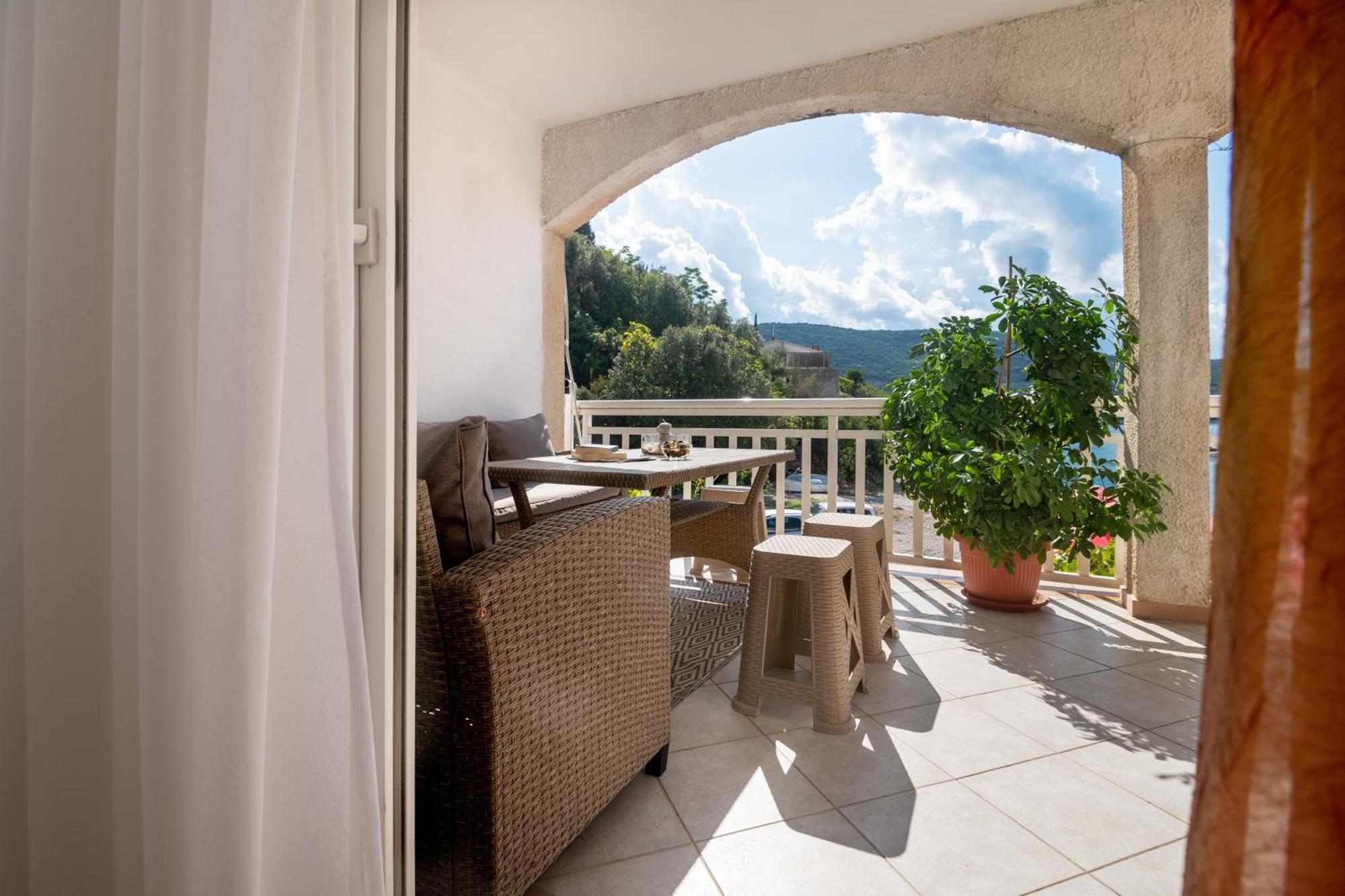 Apartments Matej Neum Room photo